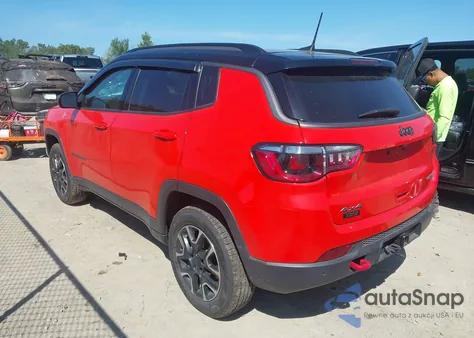 2021 Jeep Compass Trailhawk 4X4 z USA, uszkodzony, nr VIN 3C4NJDDB0MT507687